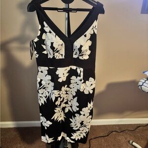 White House Black Market Black and White Leaf Print Midi Dress
